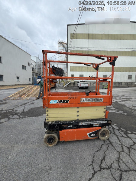 2022 JLG ES1932