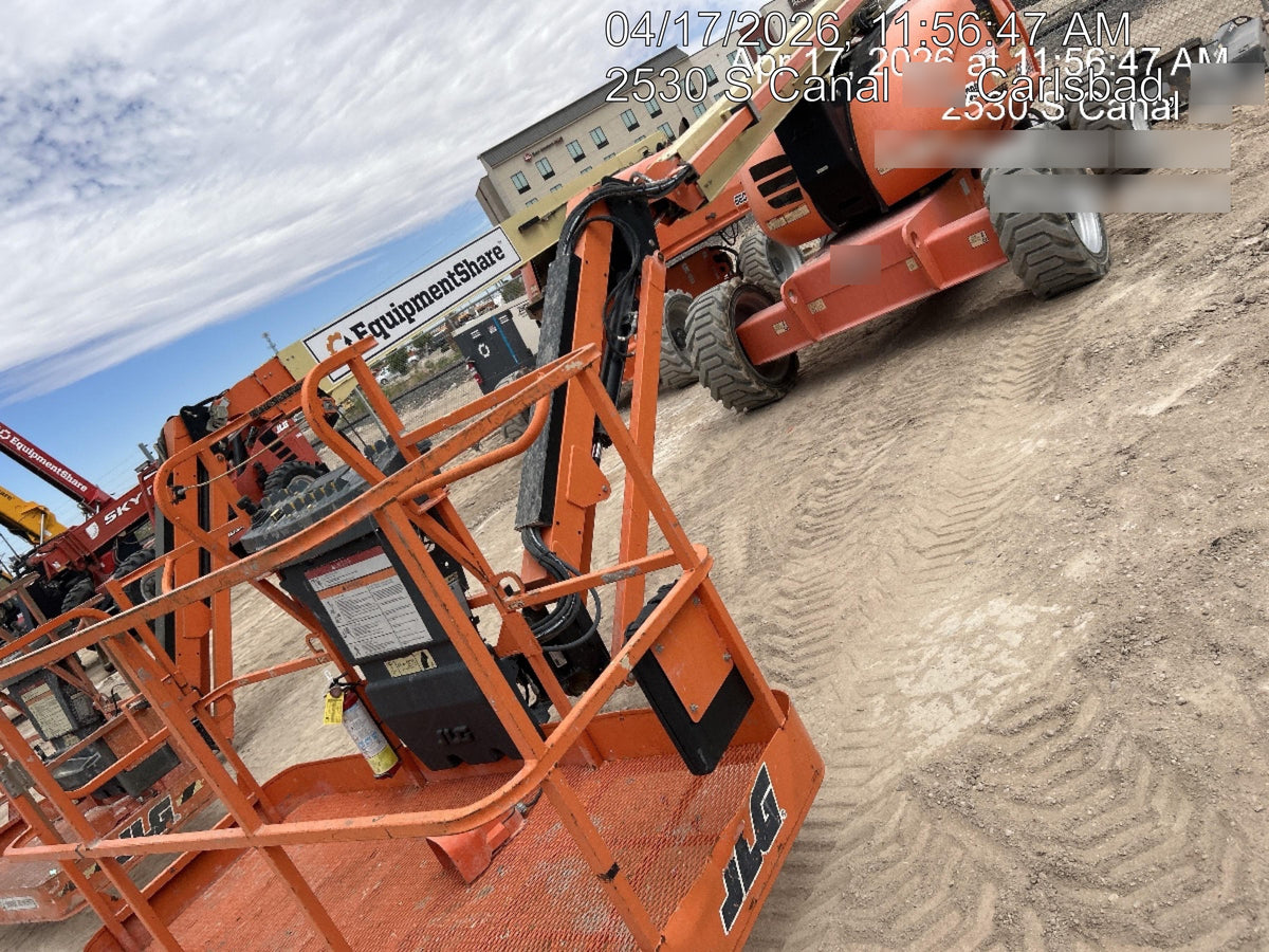 2019 JLG 600AJ