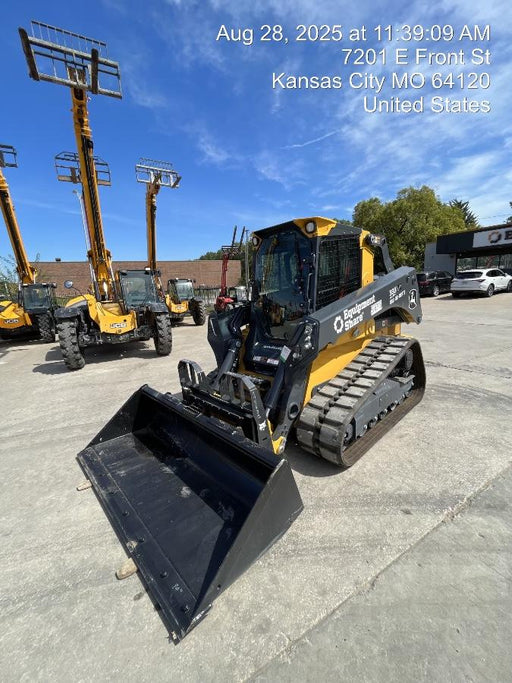2025 JOHN DEERE 84" Bucket - John Deere