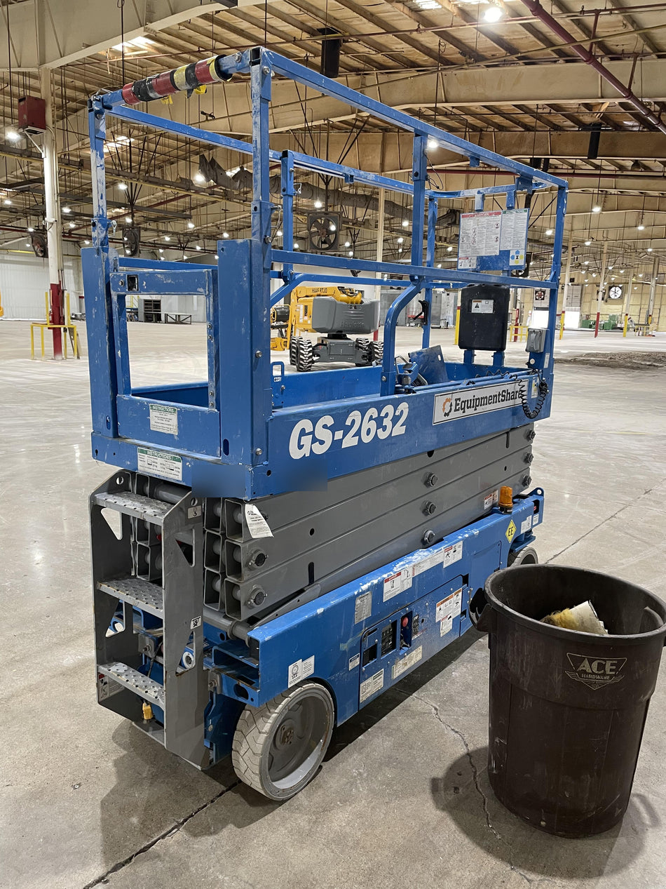 2019 Genie GS-2632 Folding Rails, Swing Gate, EE Rated