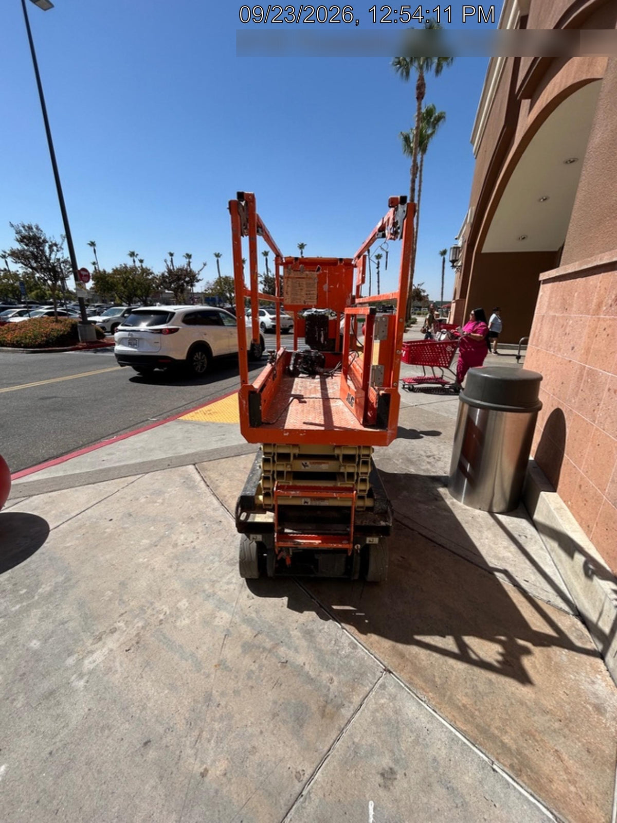 2022 JLG ES1932