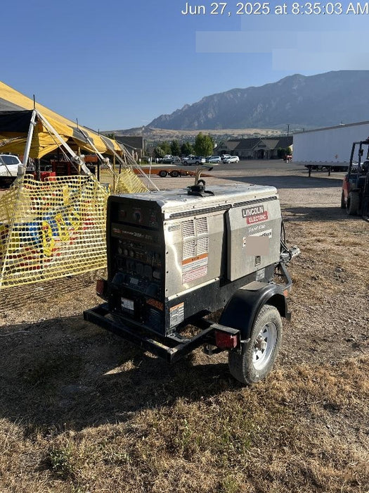 2019 Lincoln Electric Vantage 322 Welder Ready-Pak 3, Two wheel trailer, Fender and Light kit, Cable Rack