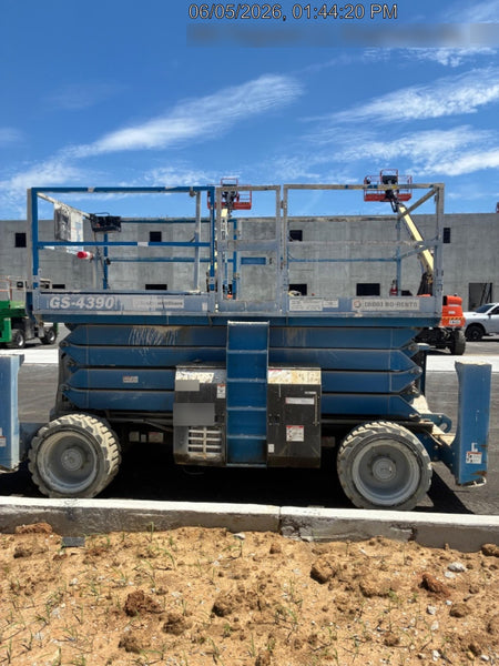 2020 GENIE GS-4390 RT