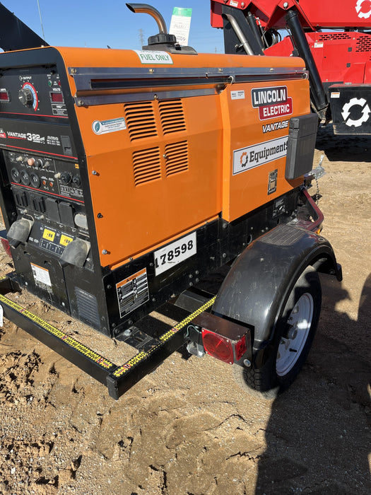 2021 Lincoln Electric Vantage 322 Vantage 322 Ready Pak 3 w/ Decals, ORANGE (includes trailer, cable rack, fender light kit) NO Telematics