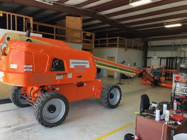 2019 JLG 660SJ
