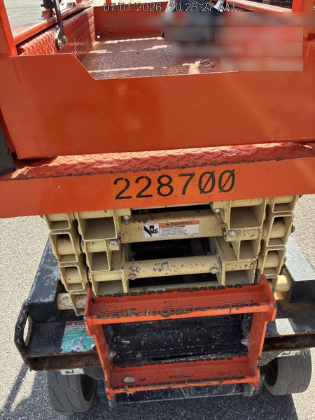 2022 JLG ES1932