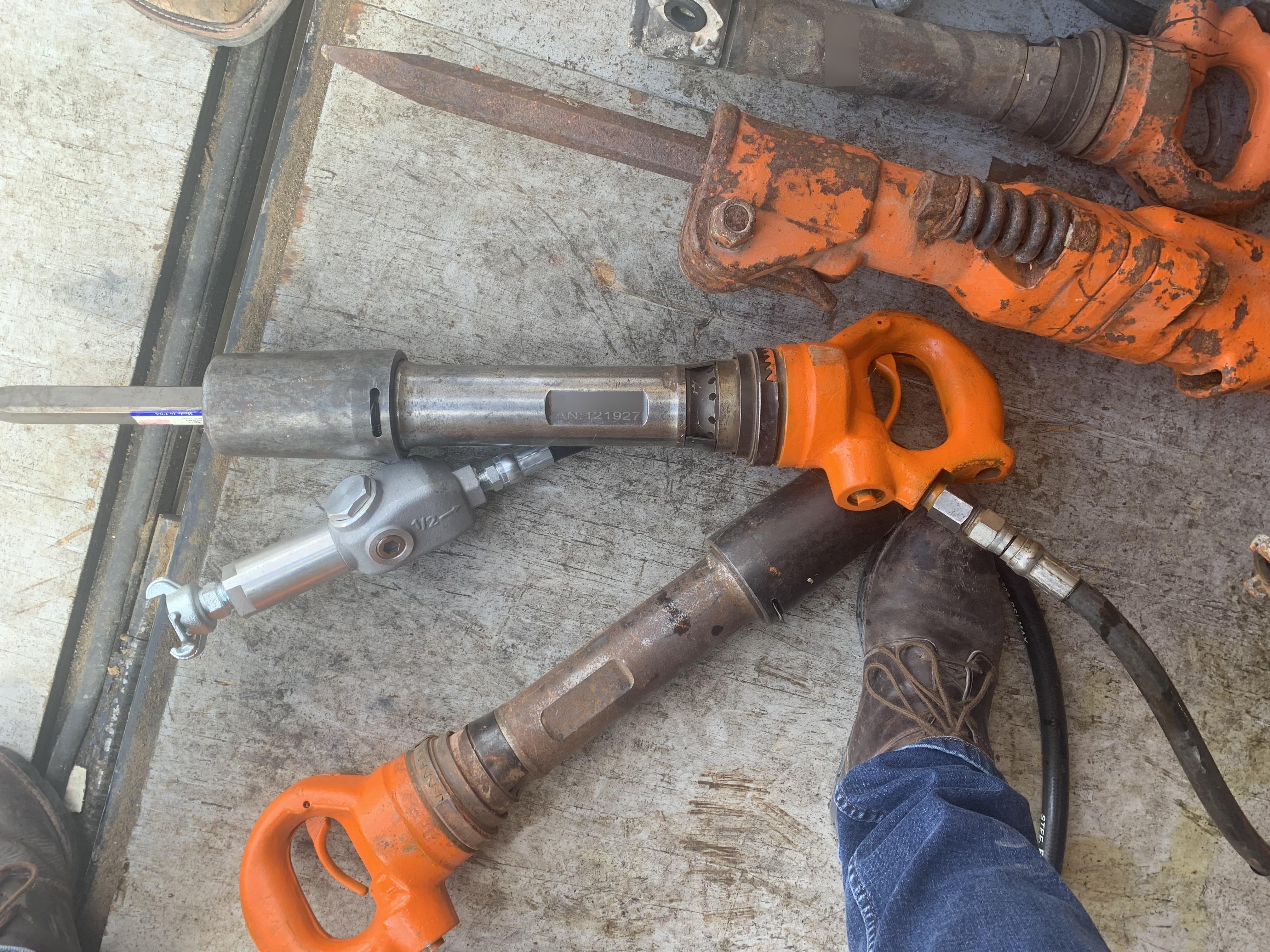2020 MICHIGAN PNEUMATIC MP-133-ORANGE-NEP