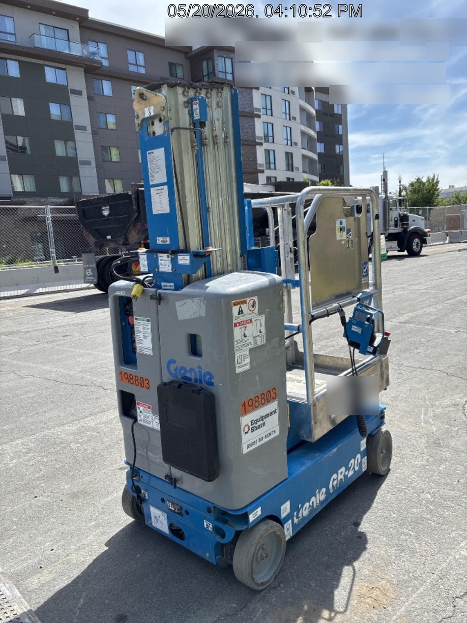 2021 GENIE GR-20