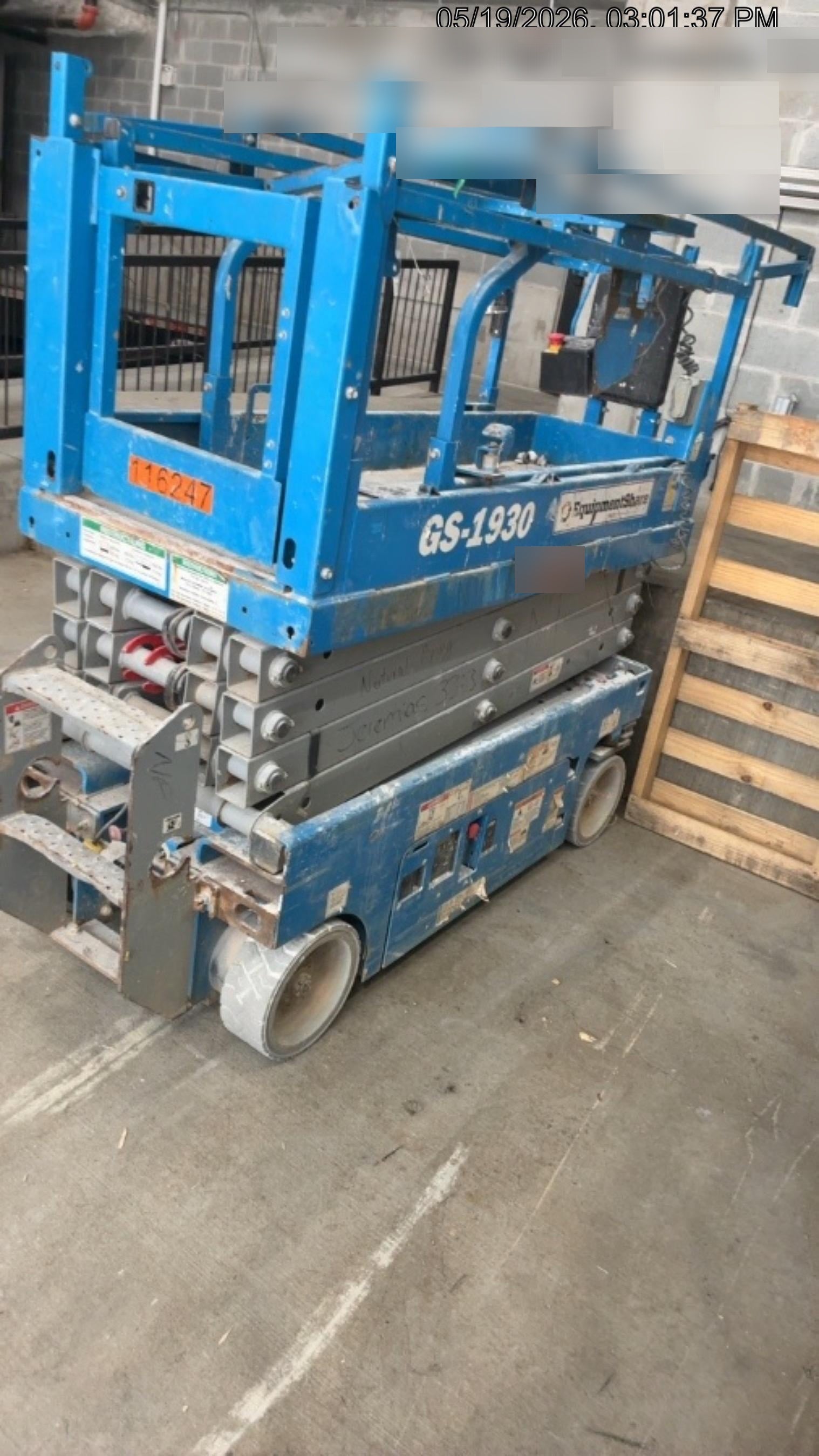 2020 Genie GS-1930 Solid Non Marking Tires, Beacon, Folding rails with half height swing gate