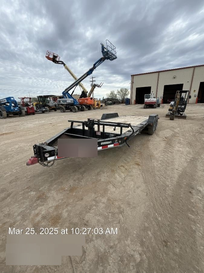 2019 LOADTRAIL Tilt-Deck Rental Trailer