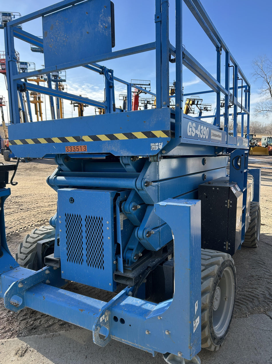 2023 GENIE GS-4390 RT