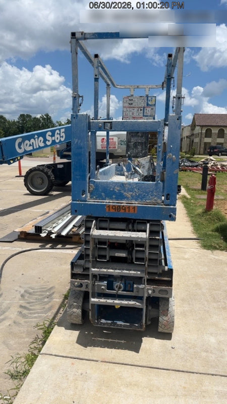 2021 GENIE GS-1932