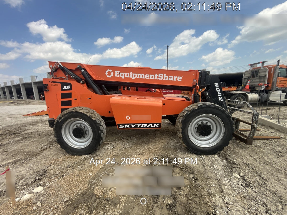 2022 SKYTRAK 8042