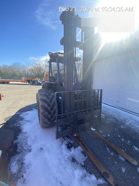 2023 CASE 588H