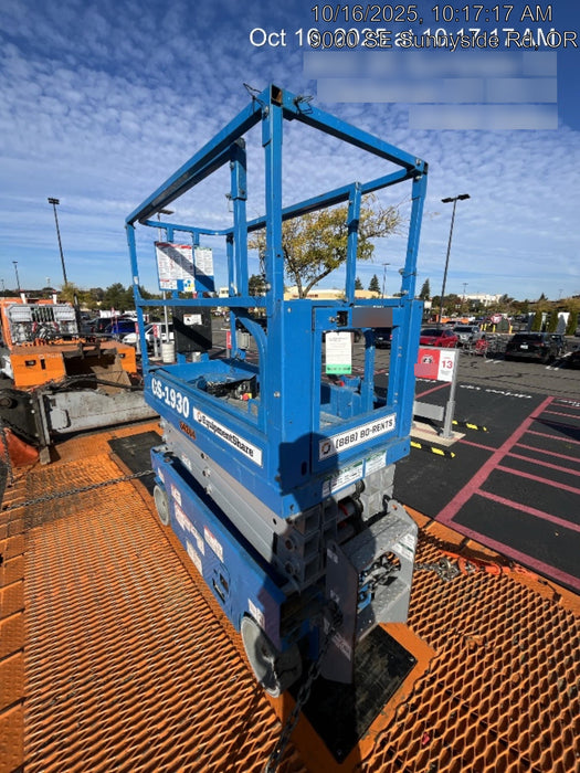 2020 Genie GS-1930 Solid Non Marking Tires, Beacon, Folding rails with half height swing gate, 800W Inverter