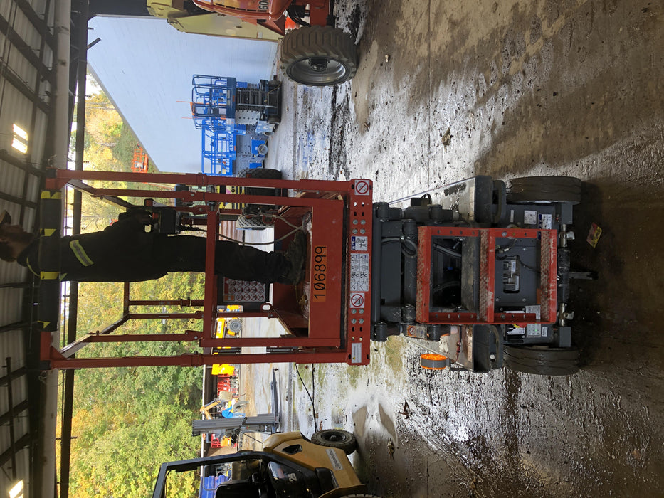 2020 Skyjack SJIII-3219 Solid NM Tires, Half height spring hinged entry gate, Dual Beacons, 800W Inverter