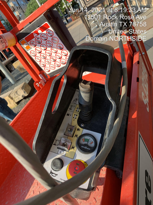 2020 Skyjack SJIII-3219 Solid NM Tires, Half height spring hinged entry gate, Dual Beacons, 800W Inverter