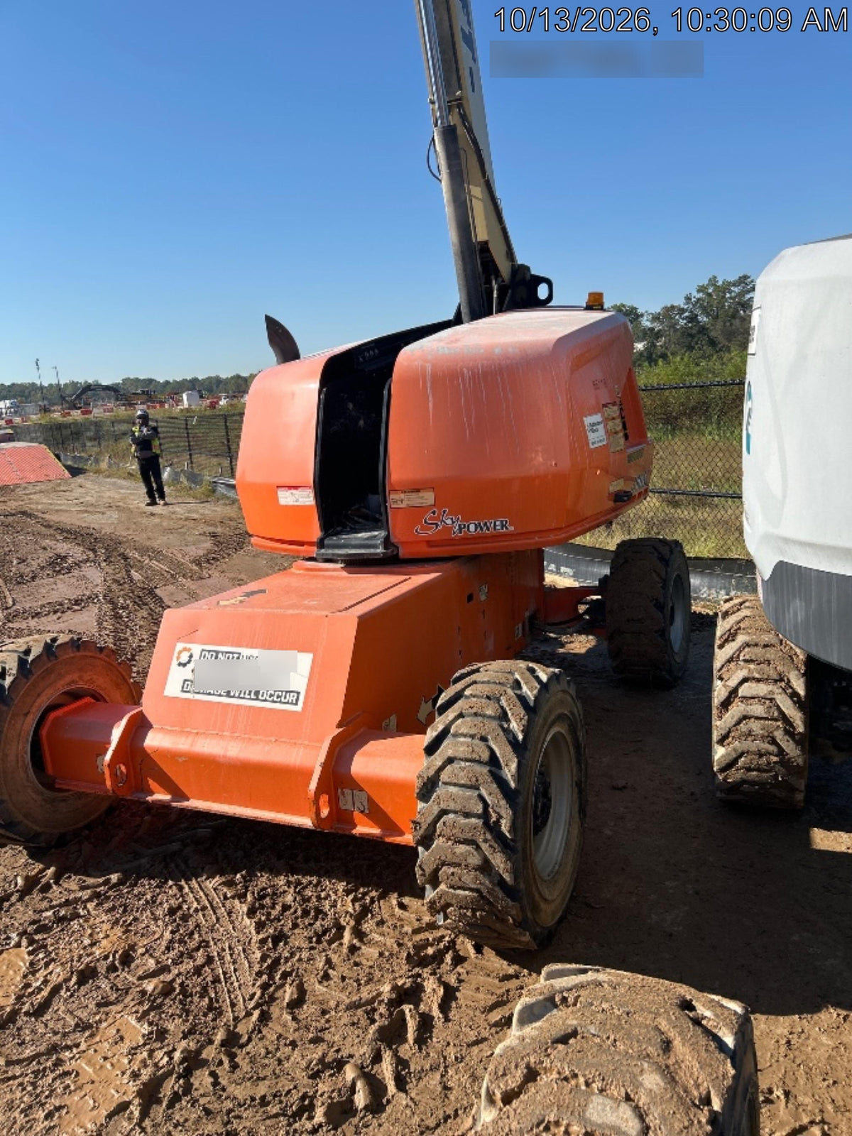 2020 JLG 460SJ
