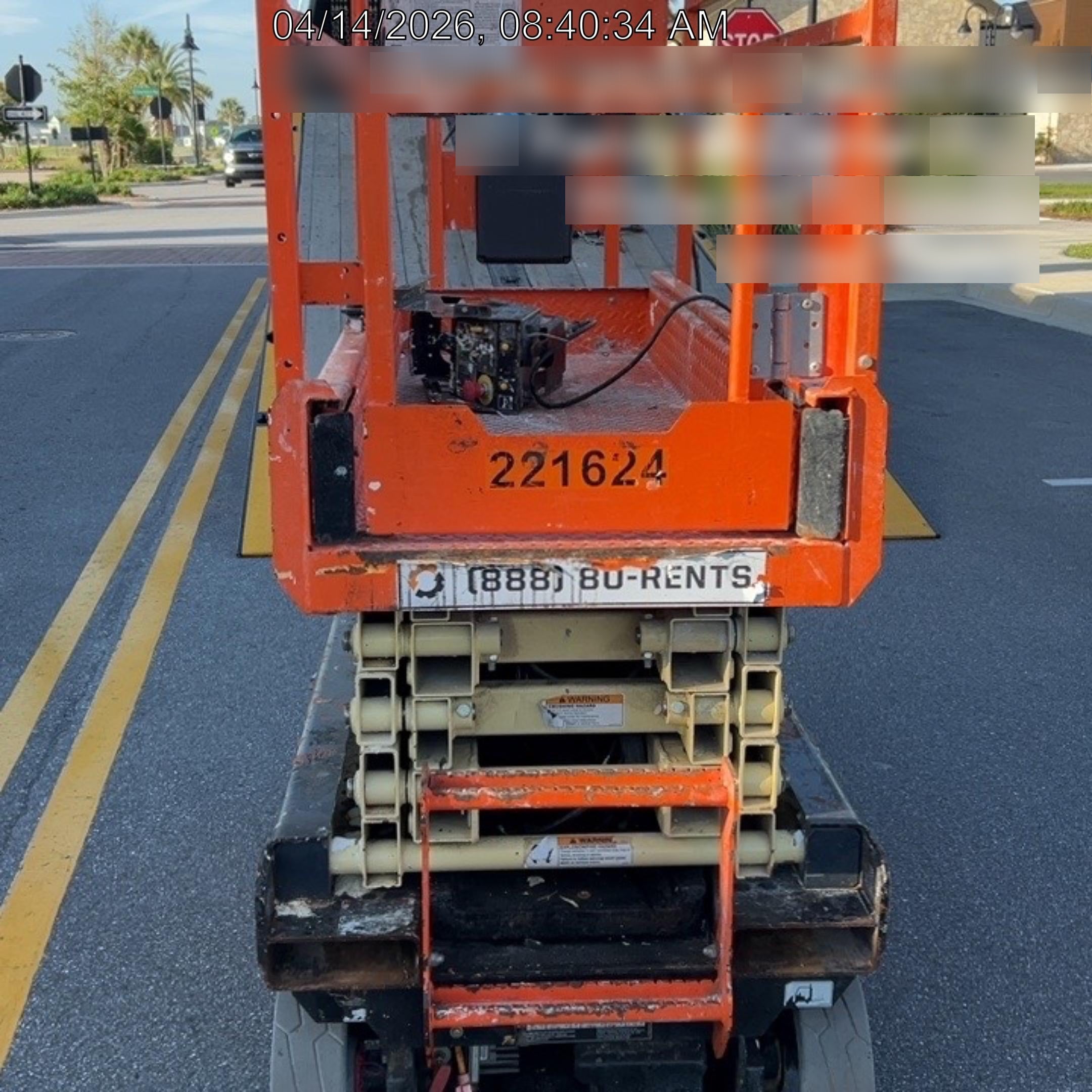 2022 JLG ES1932