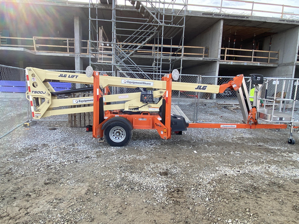2022 JLG T500J