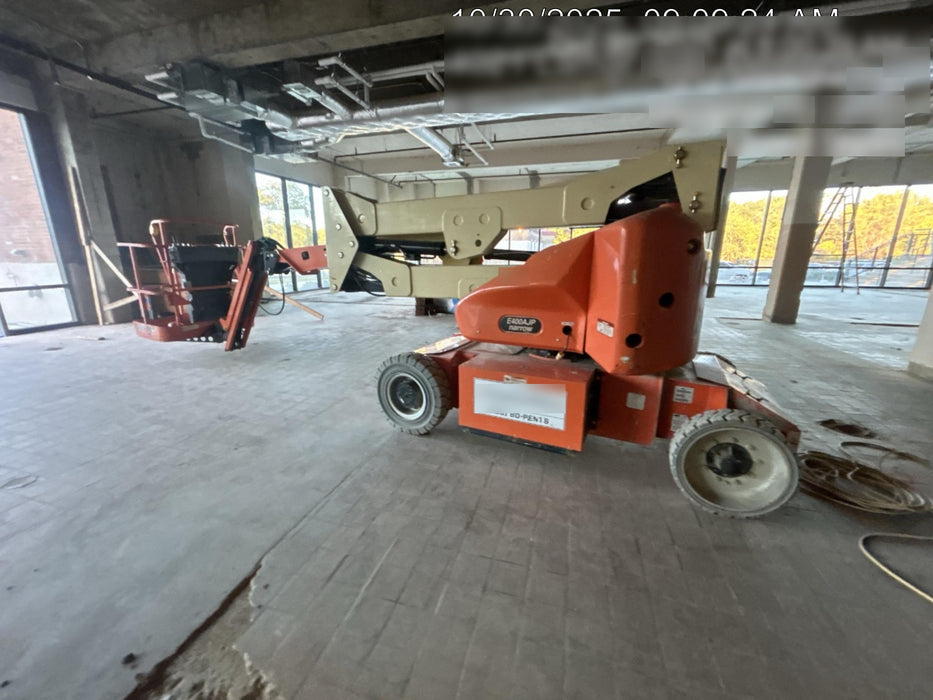 2019 JLG E400AJPN