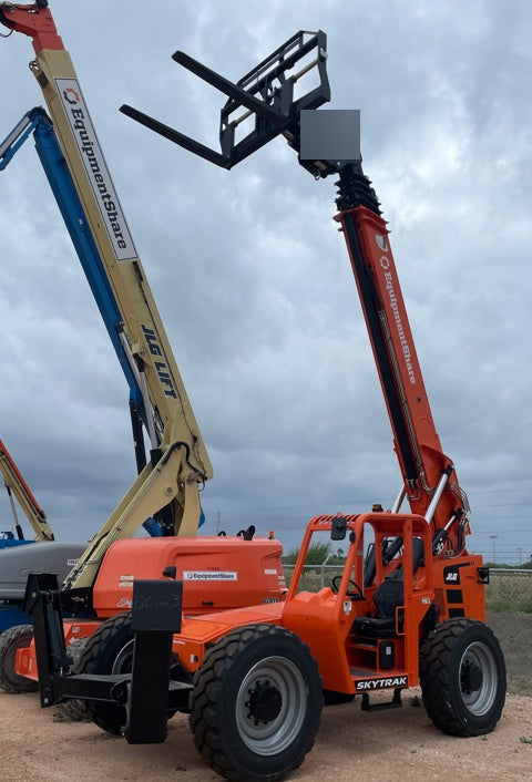 2023 SKYTRAK 12054