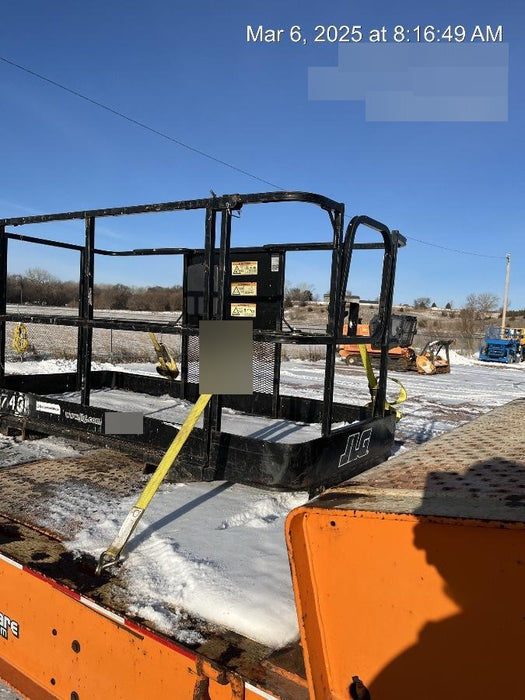 2016 JLG Work Platform, Fork Mounted