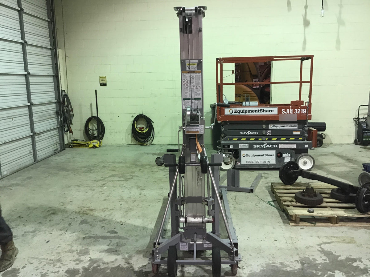 2019 GENIE SLC-24