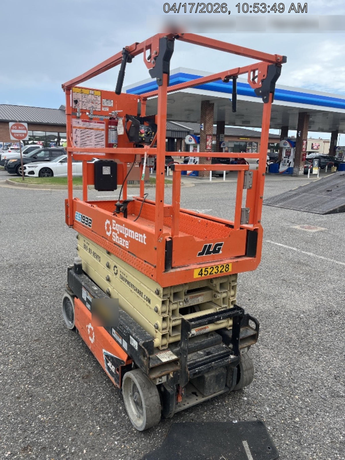 2024 JLG ES1932