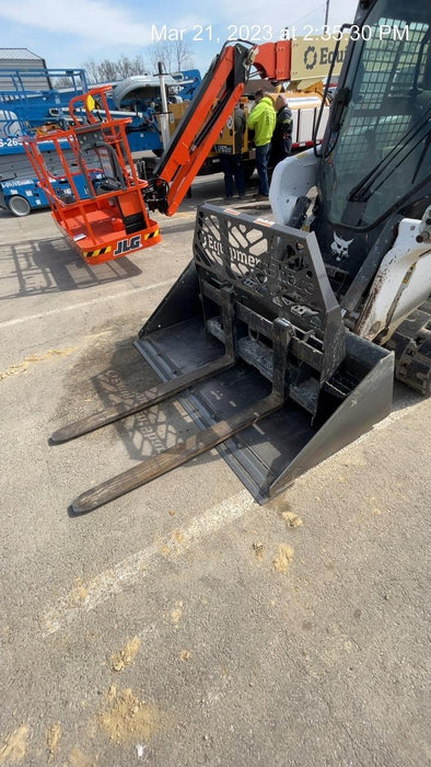 2022 PALADIN 48" Pallet Forks - Paladin