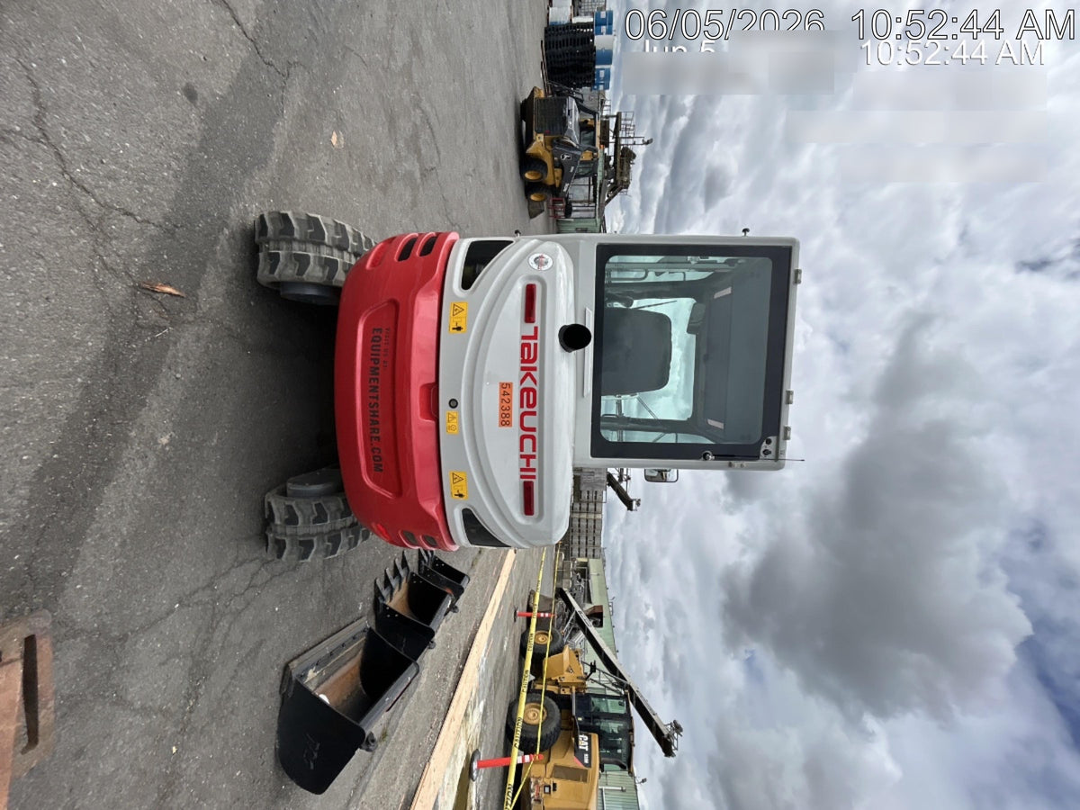 2025 TAKEUCHI TB235-2CR