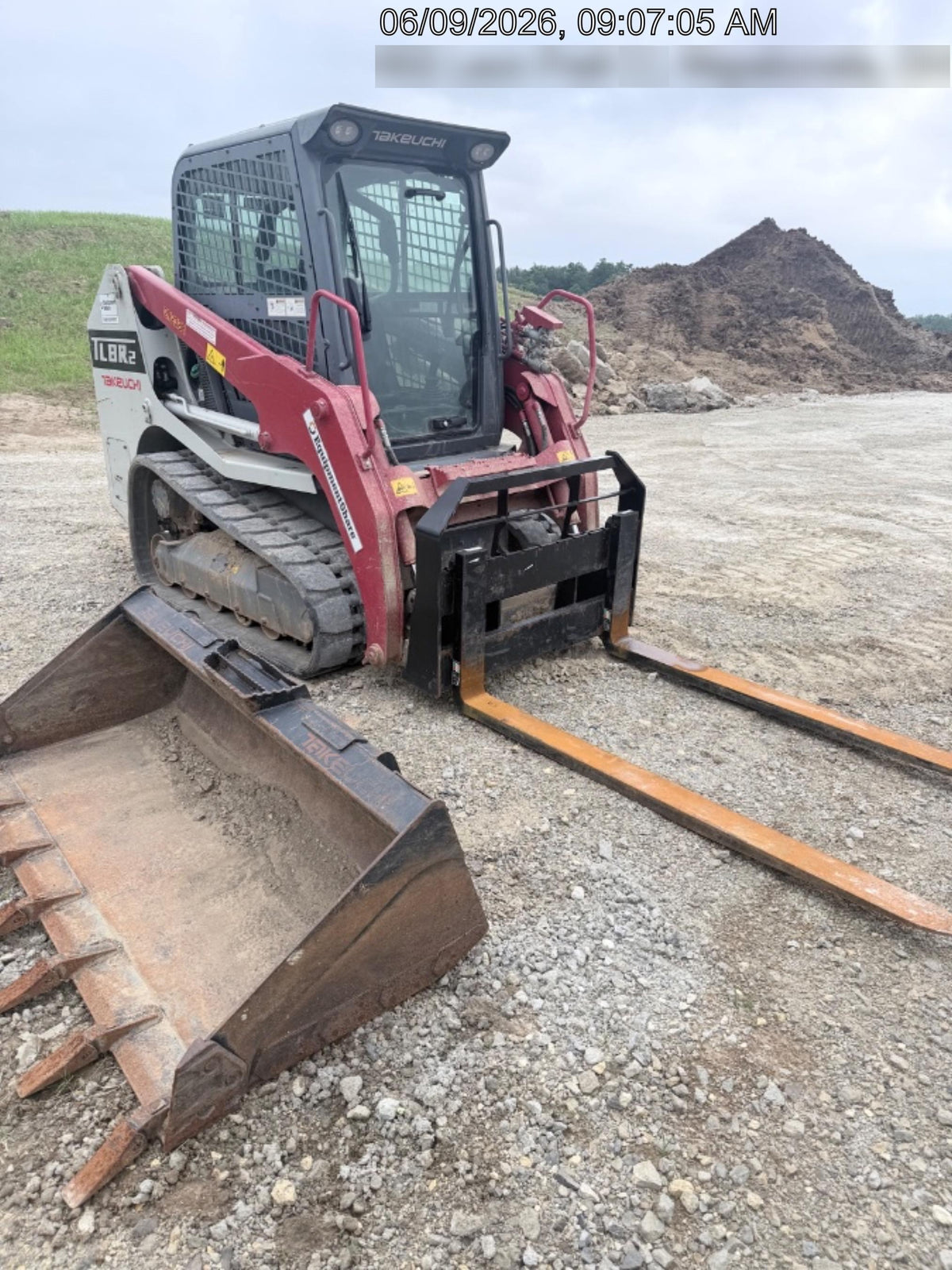 2025 ARROW MATERIAL HANDLING 24" Pallet Fork Frame
