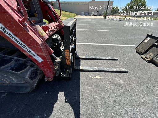 2025 ARROW MATERIAL HANDLING 60" Pallet Forks - Arrow