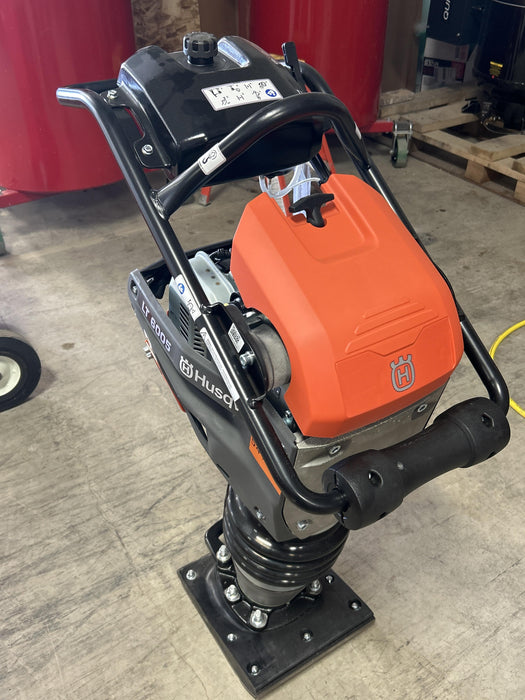 2025 HUSQVARNA LT6005