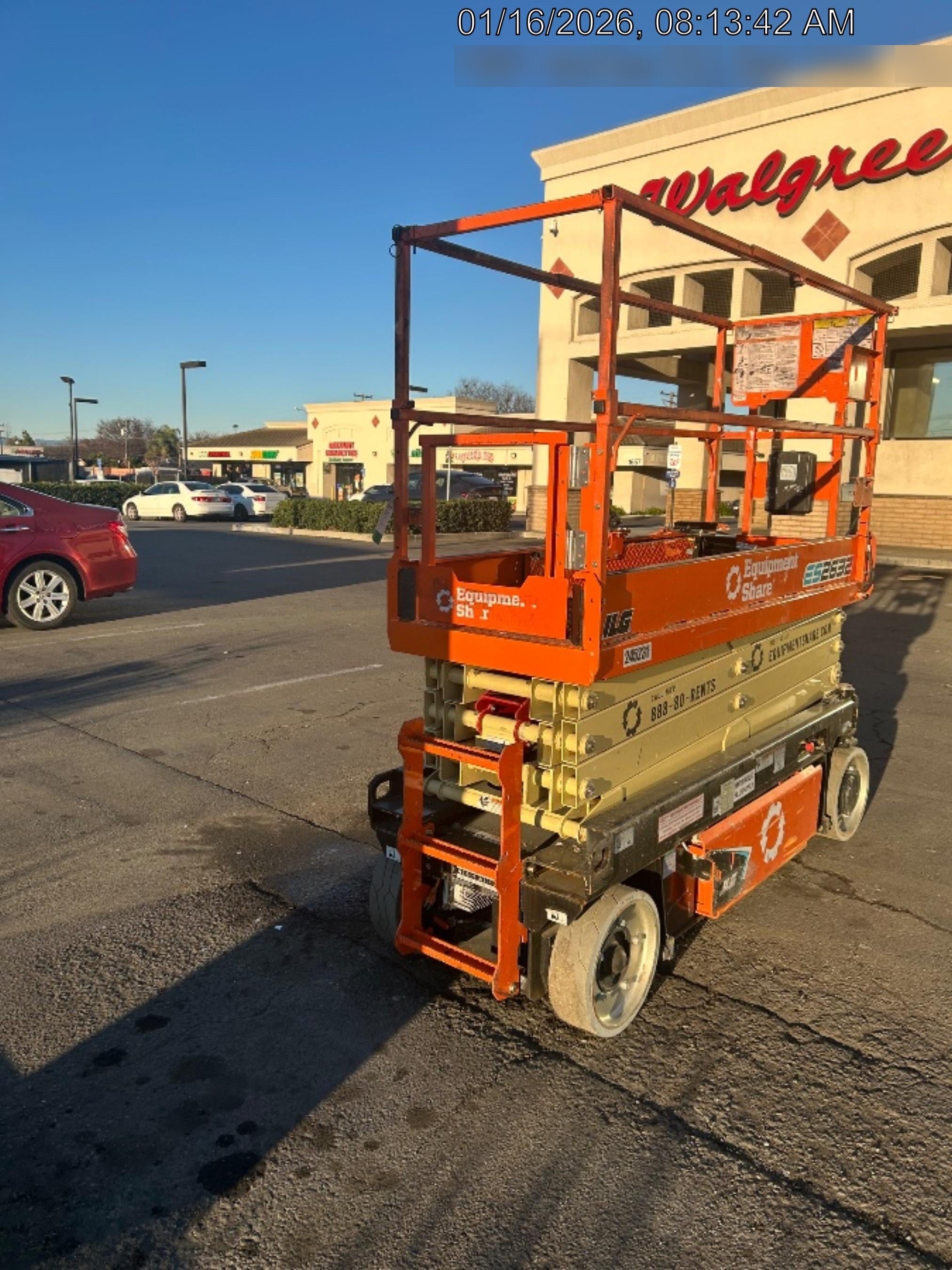 2022 JLG ES2632