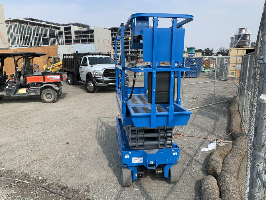 2020 Genie GS-1930 Solid Non Marking Tires, Beacon, Folding rails with half height swing gate, 800W Inverter