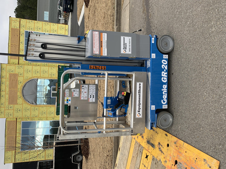 2020 GENIE GR-20