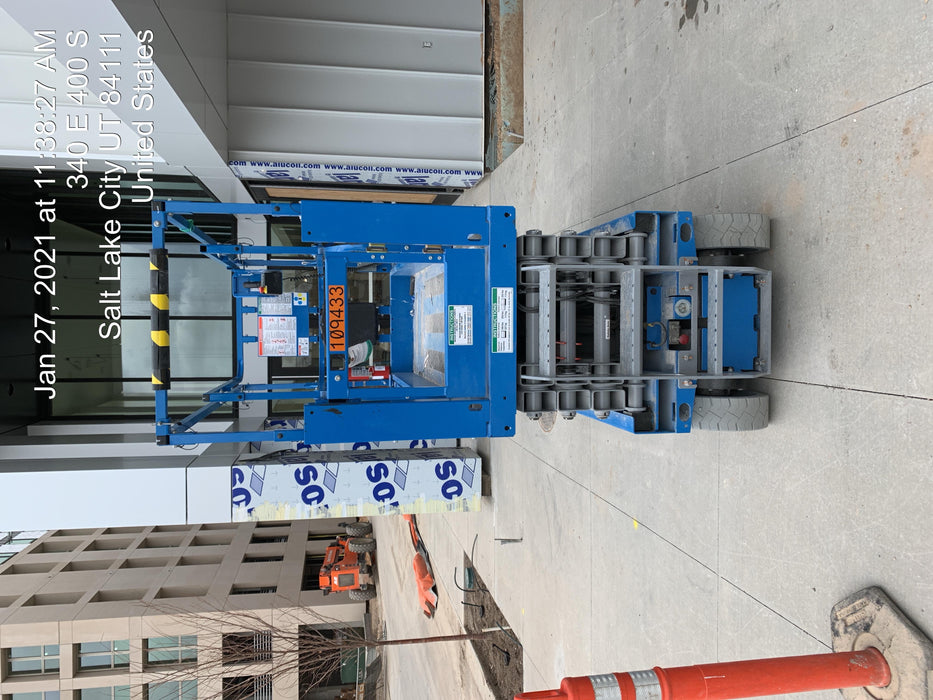 2020 Genie GS-2632 Solid NM Tires, Folding Rails with Half-Height Swing Gate, Beacon