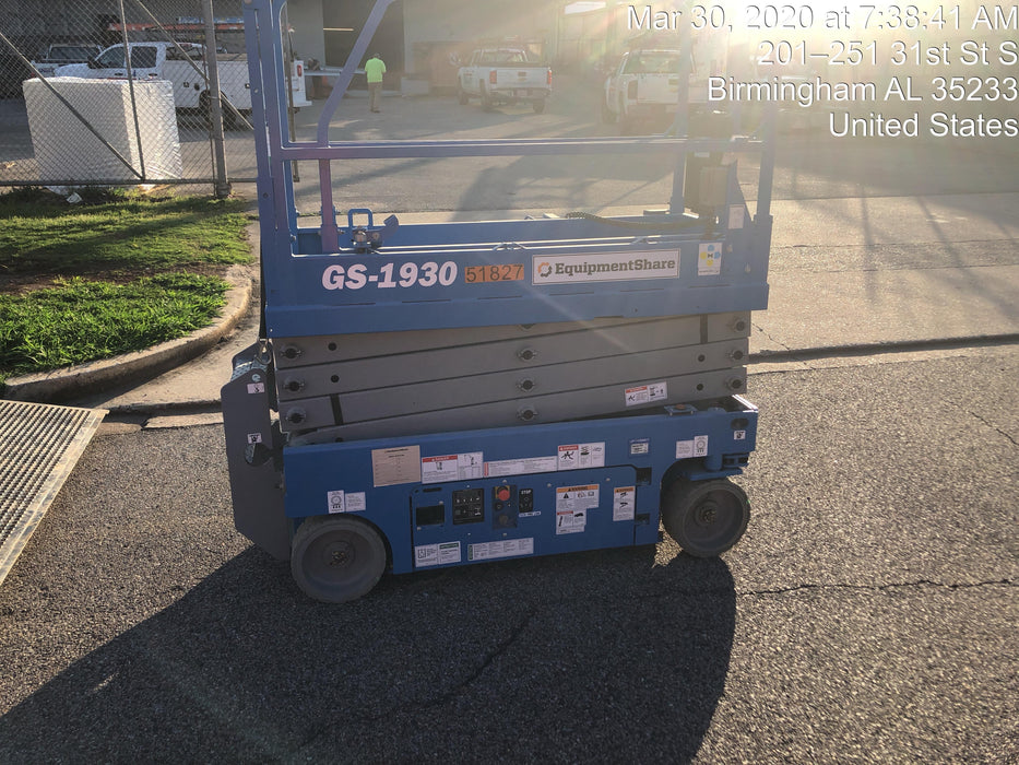 2019 Genie GS-1930 Fixed Rails with Chain Entry