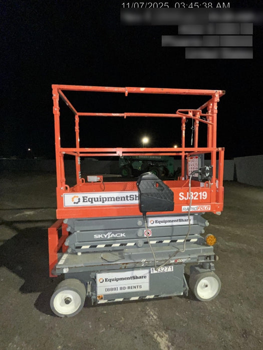 2021 SKYJACK SJ3219