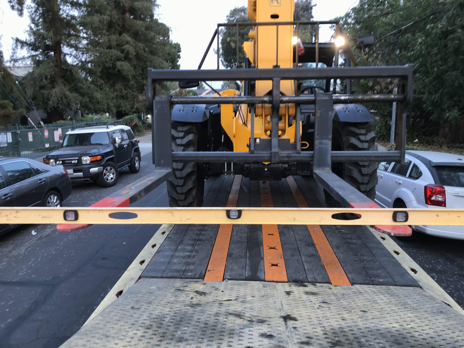 2020 JCB 509-42 Canopy, Solid Tires, Work Lights, Beacon, Aux Hydraulics, Back up Alarm, Lifting Eye, ES Decals