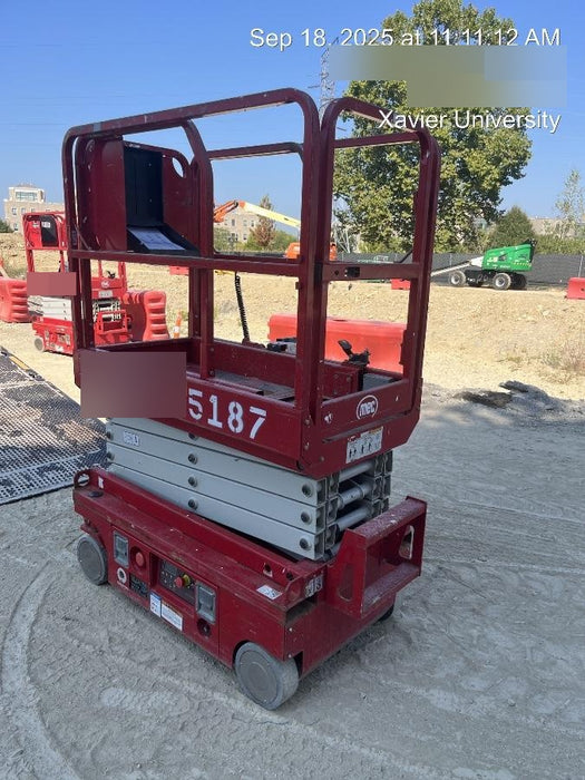 2017 MEC 1330SE 13' Scissor Lift w/Full 2 Year Extended Warranty