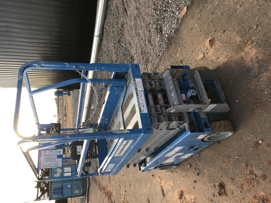 2019 Genie GS-1930 Fixed rails with chain Entry