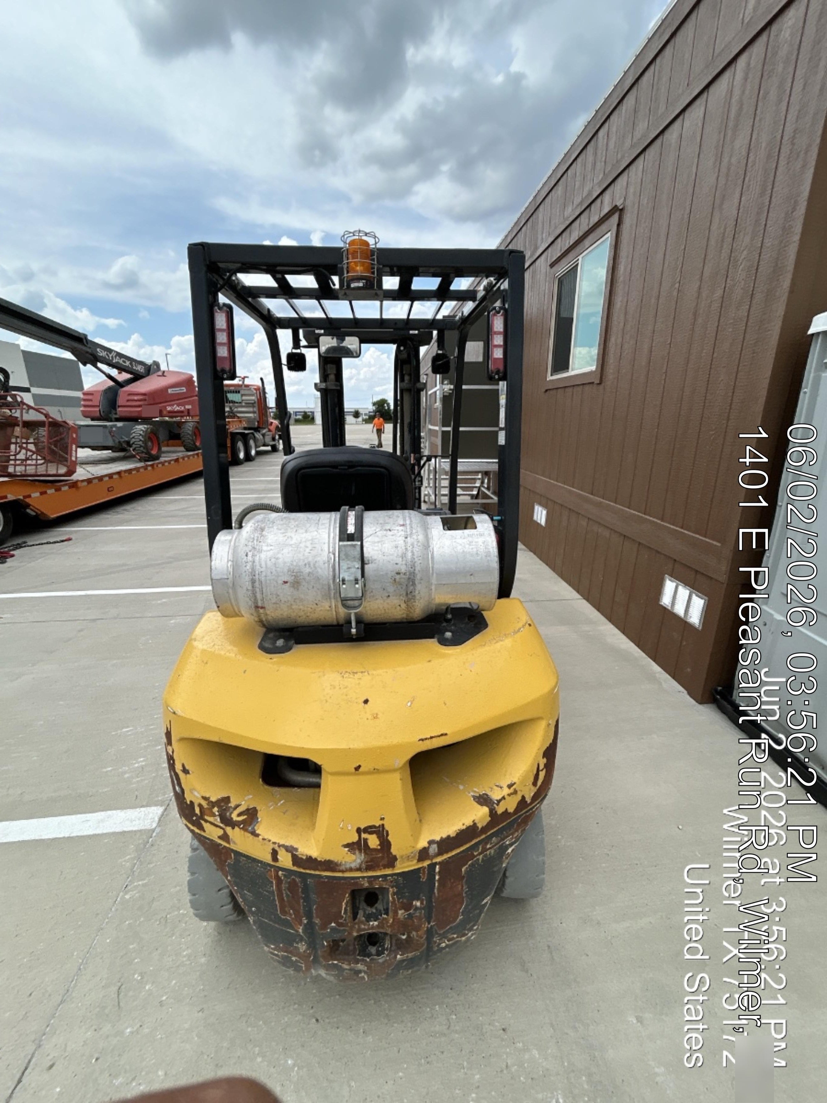 2022 KOMATSU FG25T-16