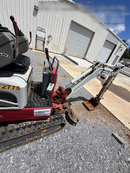 2022 TAKEUCHI TB210R