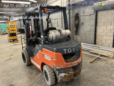 2023 TOYOTA 8FGU30 LP - Quad