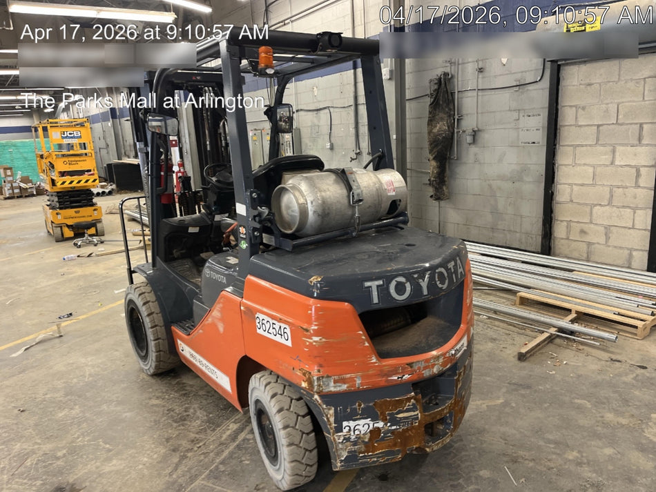 2023 TOYOTA 8FGU30 LP - Quad