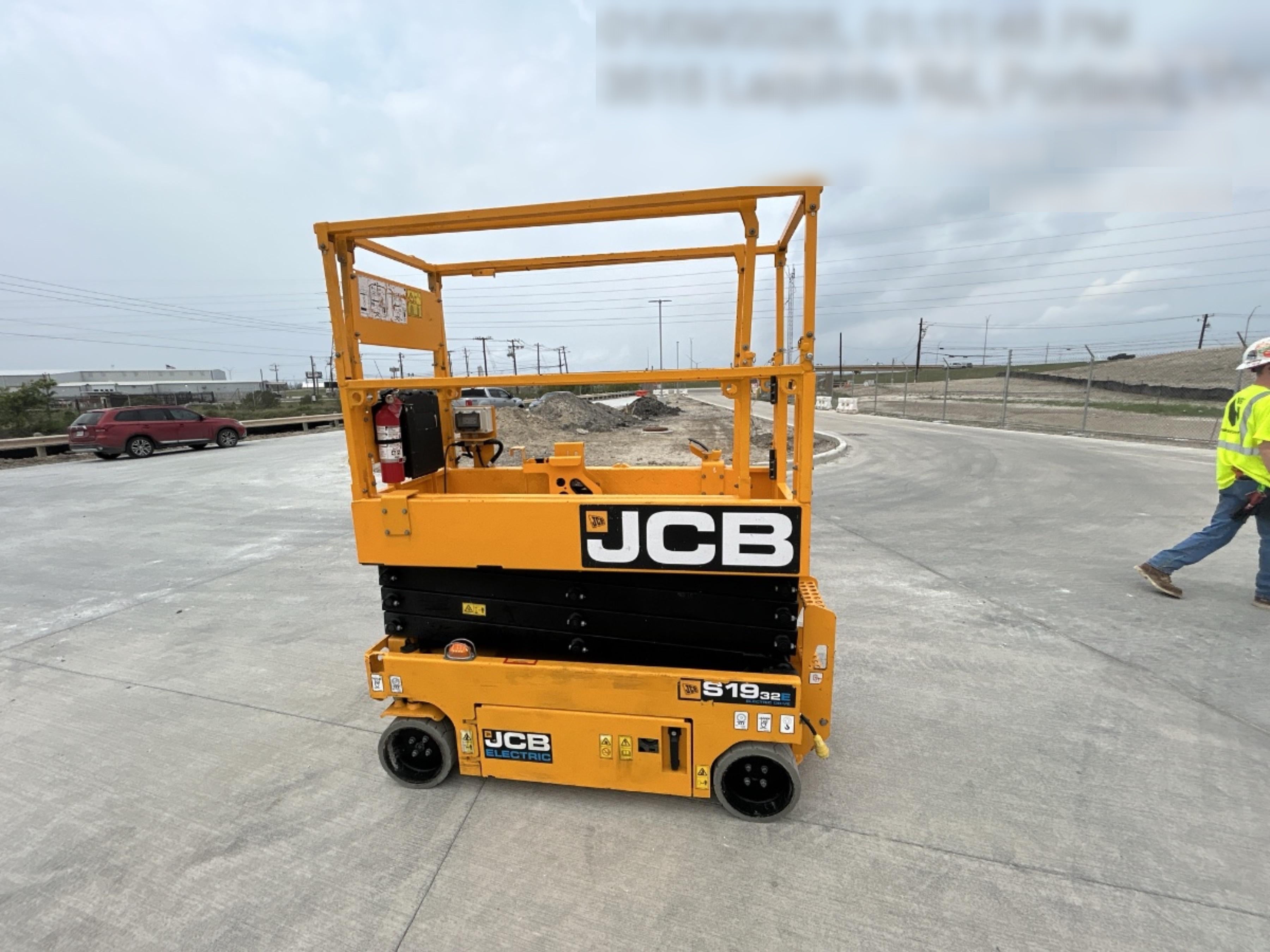 2021 JLG ES1932