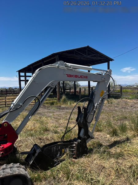 2023 TAKEUCHI TB240-CR