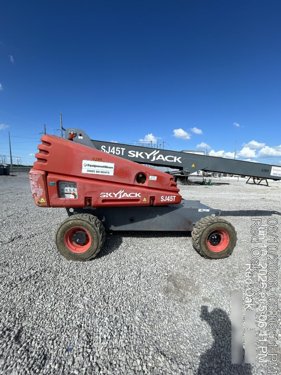 2017 SKYJACK SJ45T+